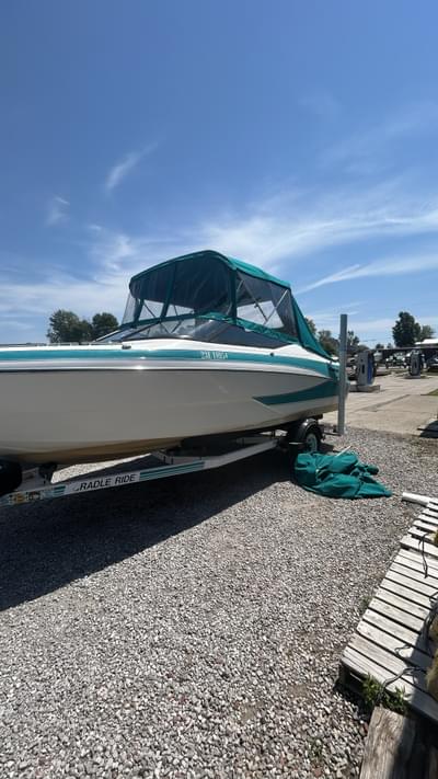 BOATZON | 1991 Glastron 2300