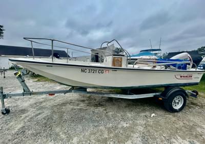 BOATZON | 1993 Boston Whaler 17 MONTAUK