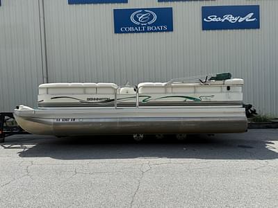 BOATZON | 2001 Bennington 2275 RL