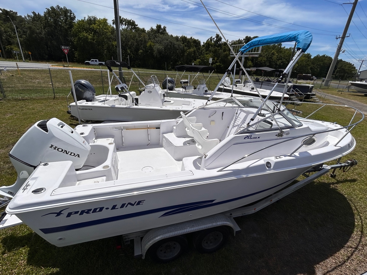 2003 Pro-Line ProLine 20 WALKAROUND 2003 - Sold Boat