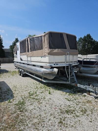 BOATZON | 2003 Regency PARTY HUT 30FT