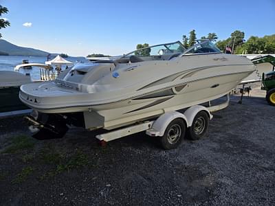 BOATZON | 2003 Sea Ray 220 Sundeck