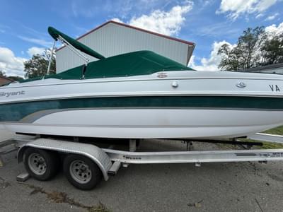 BOATZON | 2005 Bryant 214