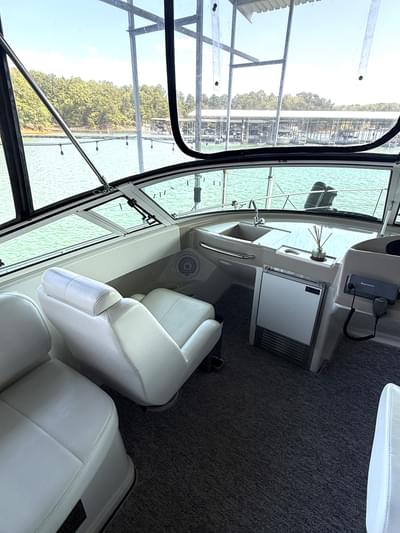BOATZON | 2005 Carver 36 Mariner