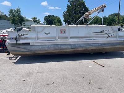 BOATZON | 2005 Crest Pontoons FAMILY DL