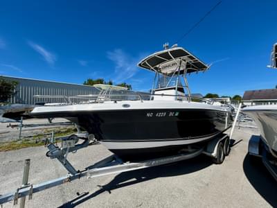 BOATZON | 2006 Century 2200 CC