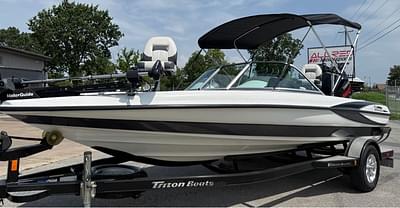 BOATZON | 2006 Triton Boats 18 Fish  Ski