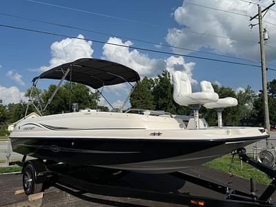 BOATZON | 2007 Starcraft 190 Deck Boat BOATZON | 2007 Starcraft 190 Deck Boat