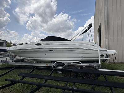 BOATZON | 2008 Sea Ray 240 Sundeck BOATZON | 2008 Sea Ray 240 Sundeck