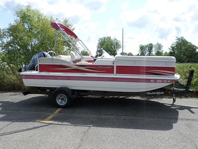 BOATZON | 2009 Hurricane 196 RE Fun Deck