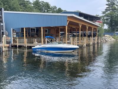 BOATZON | 2011 Sea Ray 205 Sport