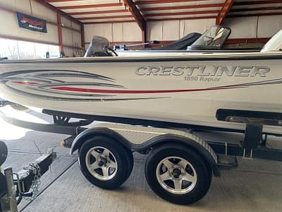 BOATZON | 2012 Crestliner 1850 Raptor BOATZON | 2012 Crestliner 1850 Raptor