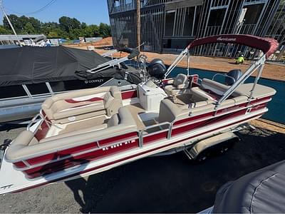 BOATZON | 2012 Hurricane 226 Fun Deck