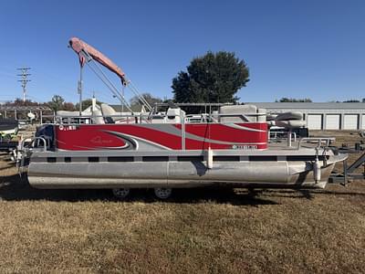 BOATZON | 2013 Qwest Pontoons Adventure 820 SPORT CRUISE