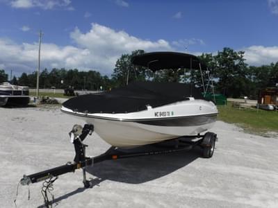 BOATZON | 2014 Bayliner 190 Deck Boat