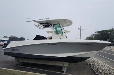 BOATZON | 2016 Boston Whaler 250 Outrage
