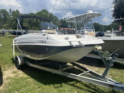 BOATZON | 2016 Hurricane CC 19 OB