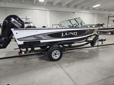 BOATZON | 2016 Lund 1875 Crossover XS