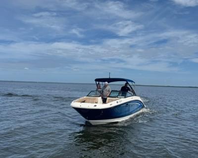 BOATZON | 2016 Sea Ray 270 Sundeck