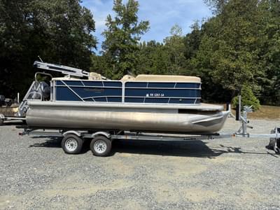 BOATZON | 2016 Sweetwater 2086