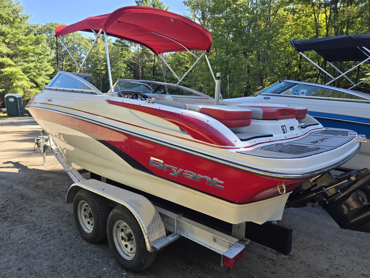 2017 Bryant Bryant 210 2017 - Sold Boat