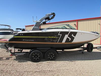 BOATZON | 2017 Four Winns 242 TS