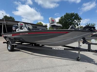 BOATZON | 2017 Tracker Boats Pro Team 175 TF BOATZON | 2017 Tracker Boats Pro Team 175 TF