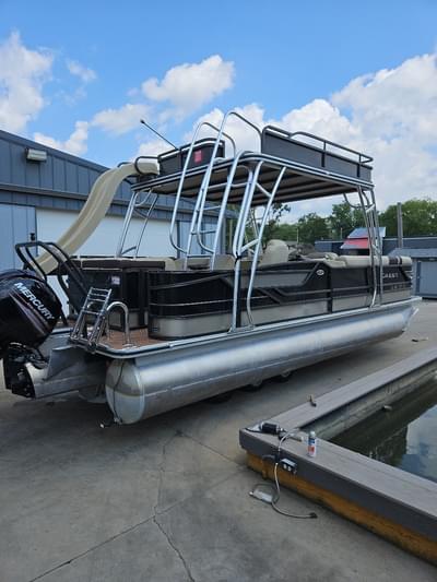 BOATZON | 2018 Crest Pontoons Classic 250 LUSD