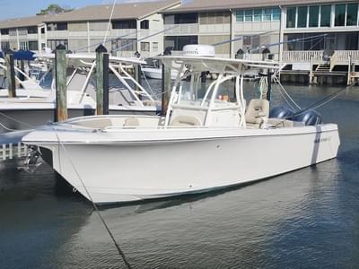 BOATZON | 2018 Sailfish 270 CC
