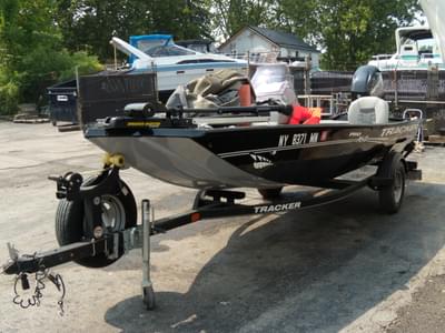 BOATZON | 2018 Tracker Boats Pro 160