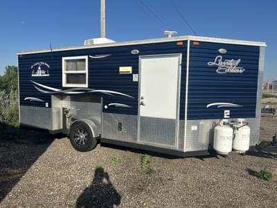 BOATZON | 2019 Ice Castle Fish House 8X17 Limited Edition