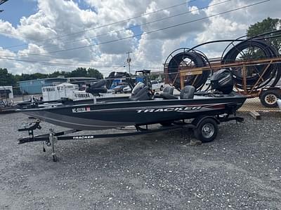 BOATZON | 2019 Tracker Boats Pro Team 175