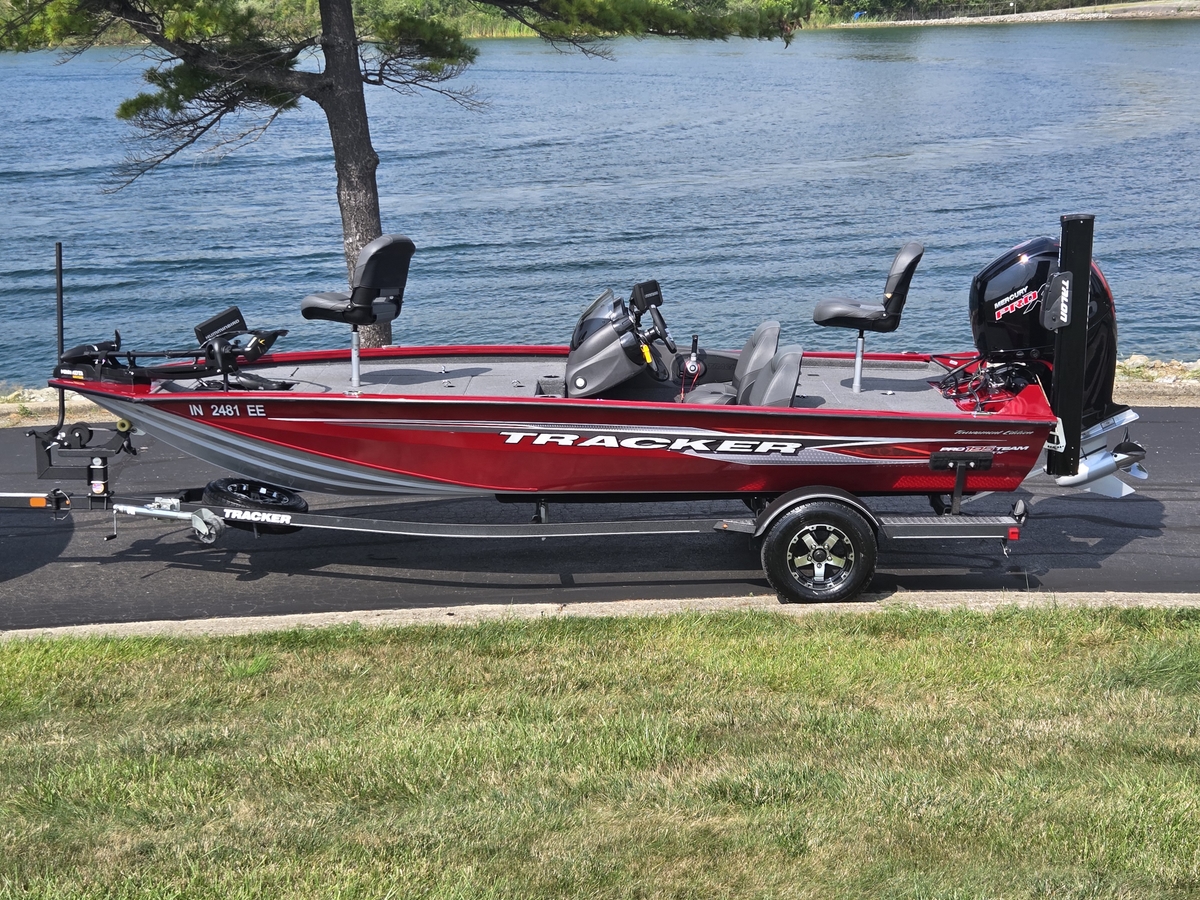 Tracker Boats PRO TEAM 195 TXW Tournament Ed 2020