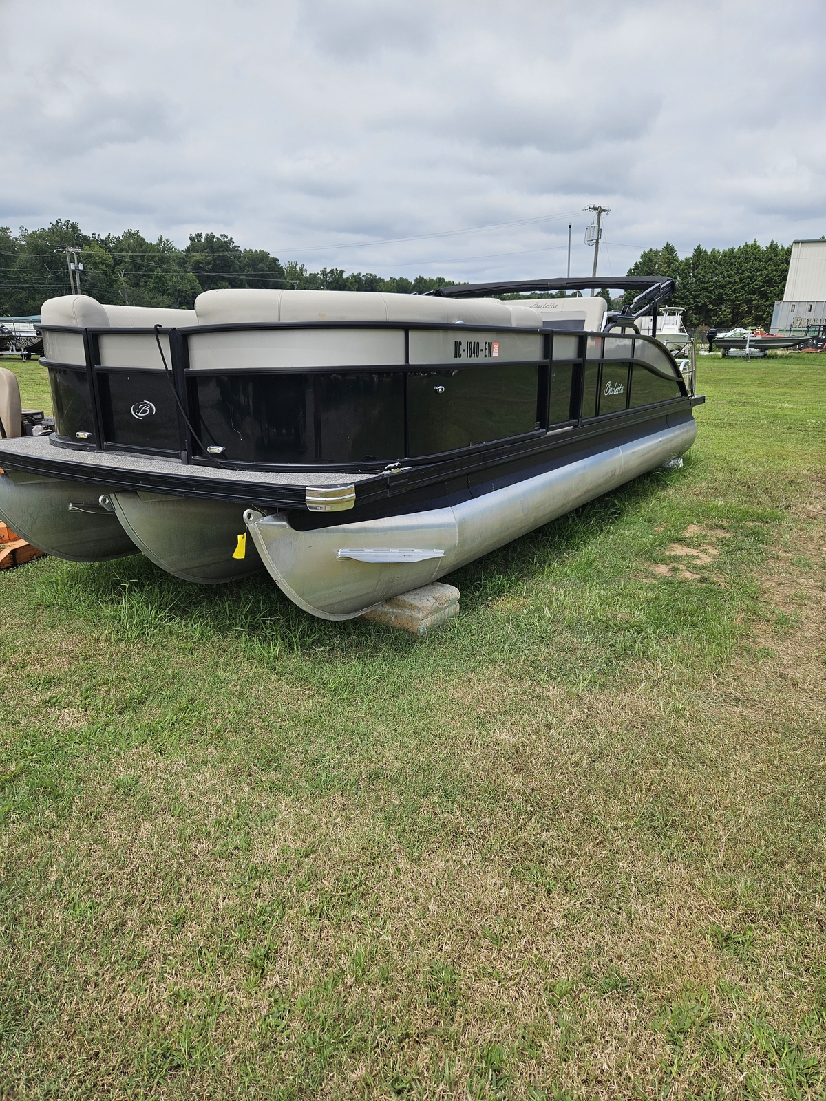 2021 Barletta Barletta C24UE 2021 - Sold Boat