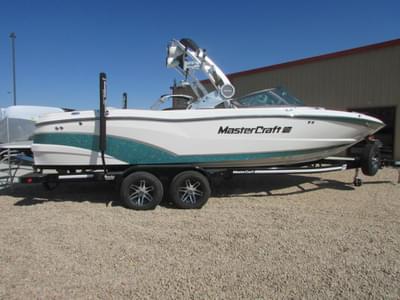 BOATZON | 2021 MasterCraft XT25