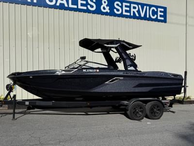BOATZON | Centurion Ri245 2022