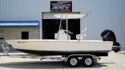 BOATZON | 2022 Cobia 201 CC