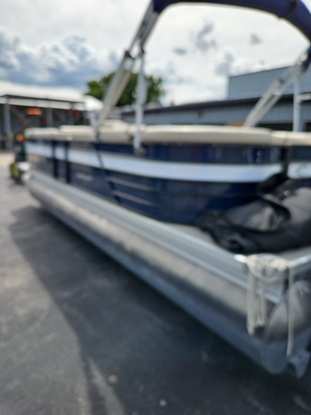 2022 Crest Pontoons Crest Pontoons Classic LX 240 SLC 2022 - Sold Boat