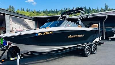 BOATZON | 2022 MasterCraft XT24