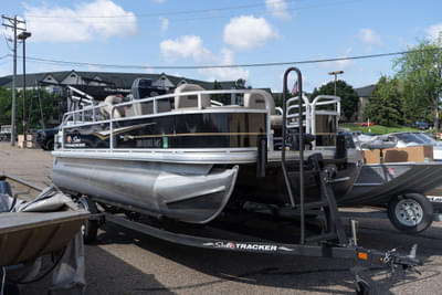 BOATZON | 2022 Sun Tracker Bass Buggy 18 DLX