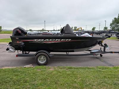 BOATZON | 2022 Tracker Boats PRO GUIDE V175 WT