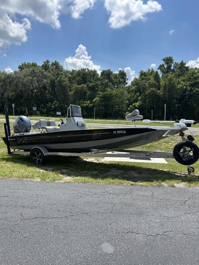 BOATZON | 2022 Xpress H22 BAY BOATZON | 2022 Xpress H22 BAY