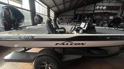 BOATZON | 2023 Falcon F185
