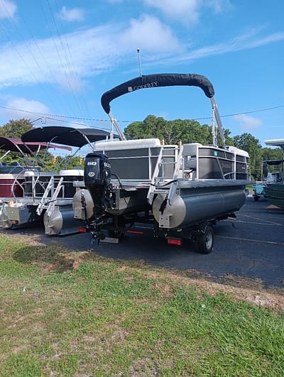 BOATZON | 2023 Sweetwater Xperience SW 1680 CX BOATZON | 2023 Sweetwater Xperience SW 1680 CX
