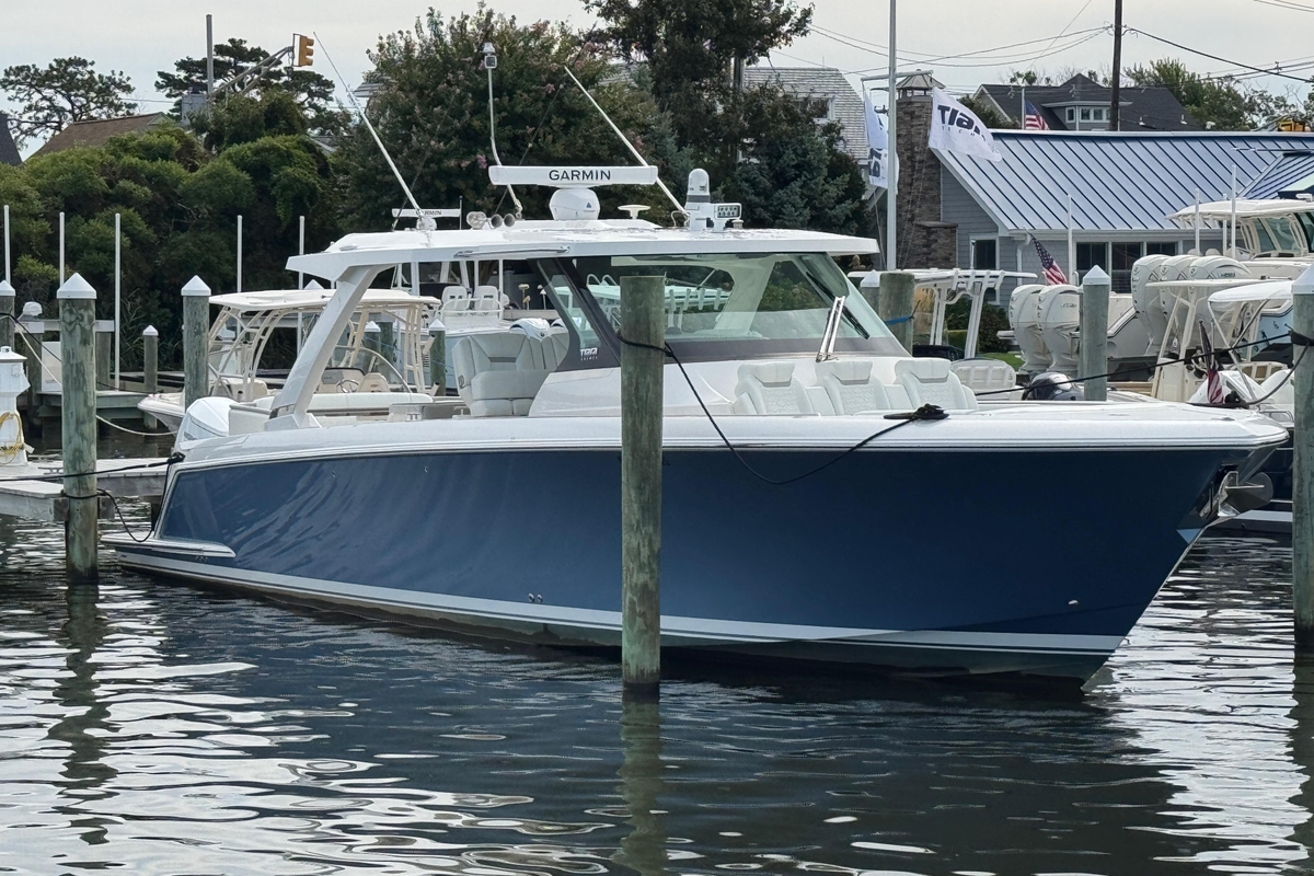 2023 Tiara Tiara 43 LS 2023 - Sold Boat