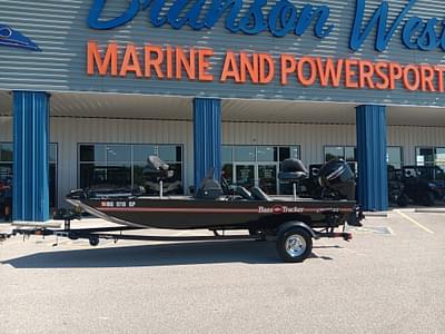 BOATZON | 2023 Tracker Boats Classic XL