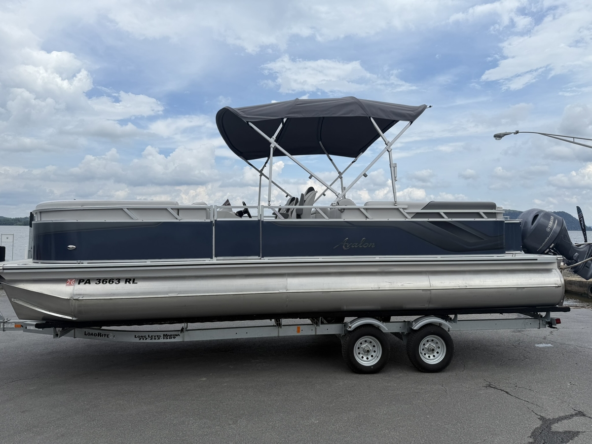 2024 Avalon Avalon 25 Venture 85 Quad Lounger 2024 - Sold Boat