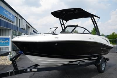 BOATZON | 2024 Bayliner VR5 Bowrider BOATZON | 2024 Bayliner VR5 Bowrider