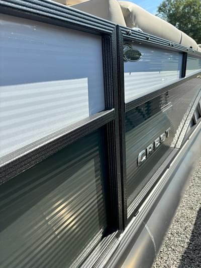 BOATZON | 2024 Crest Pontoons Classic LX 200L