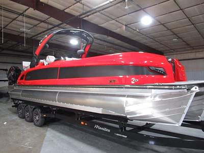 BOATZON | 2024 Manitou XT 27 Split Rear Windshield Srw